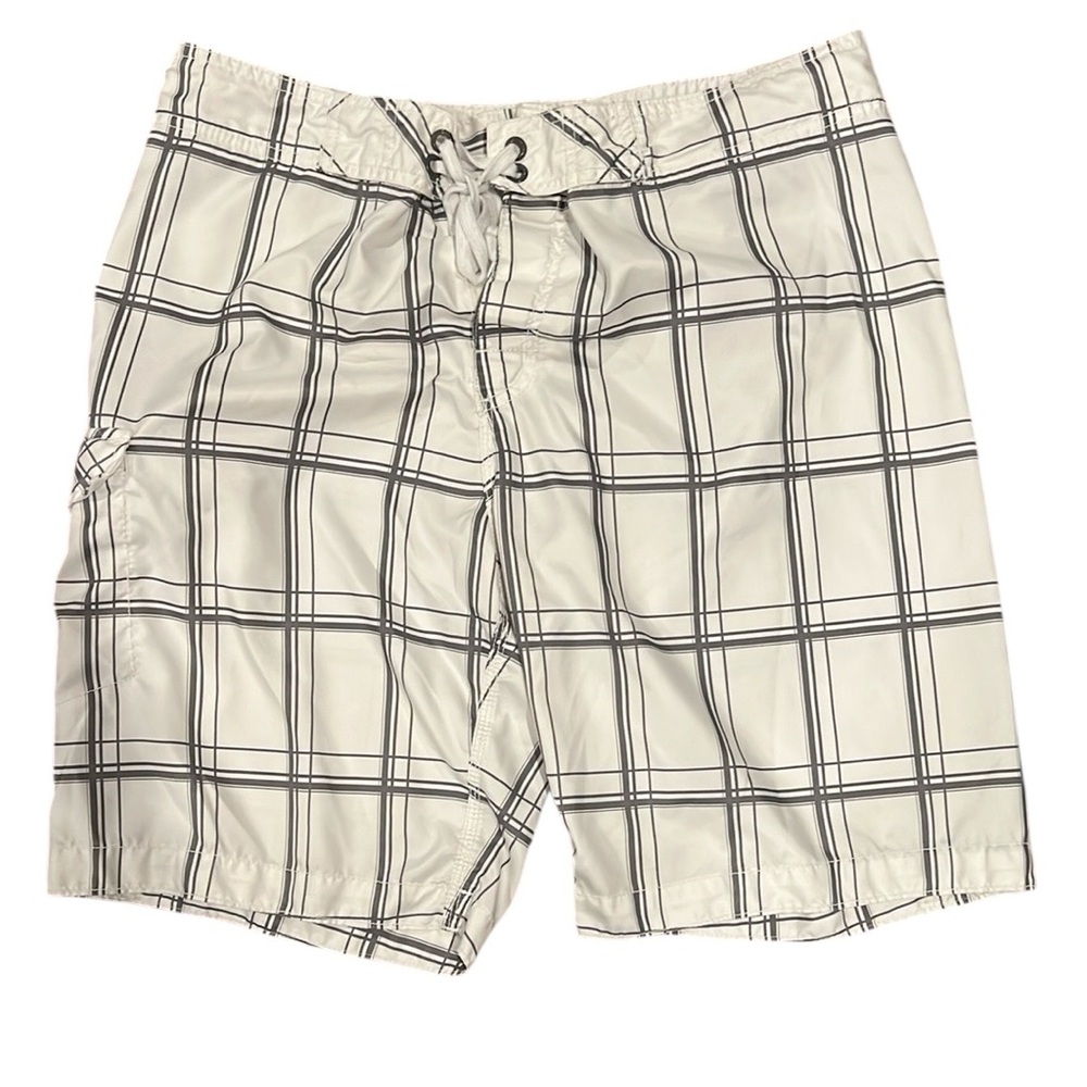 Men’s White Shorts Size L